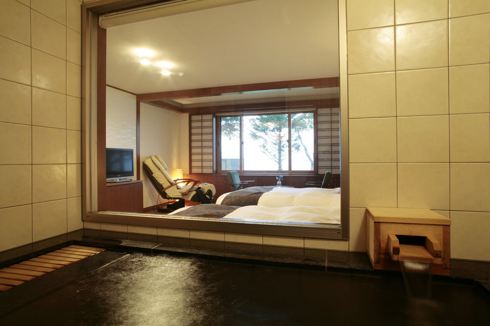Lakeside Villa Suimeikaku Chitose  Exterior foto